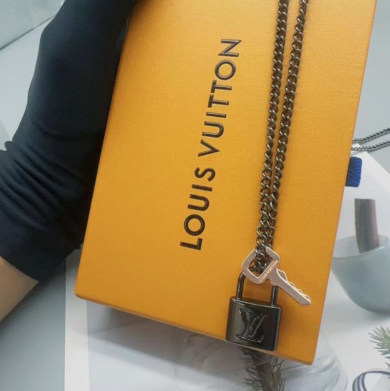 Louis Vuitton Necklaces